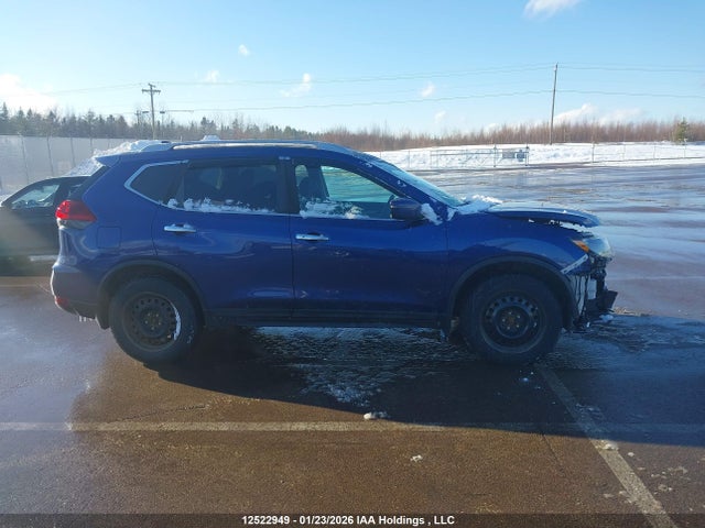 12522949 :رقم المزاد ، 5N1AT2MVXJC737067 vin ، 2018 Nissan Rogue Midnight Edition/s/sl/sl W/propilot Assist/sv مزاد بيع
