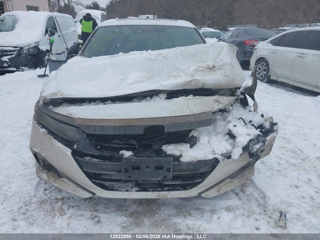 1HGCV2F38NA800821 Honda Accord