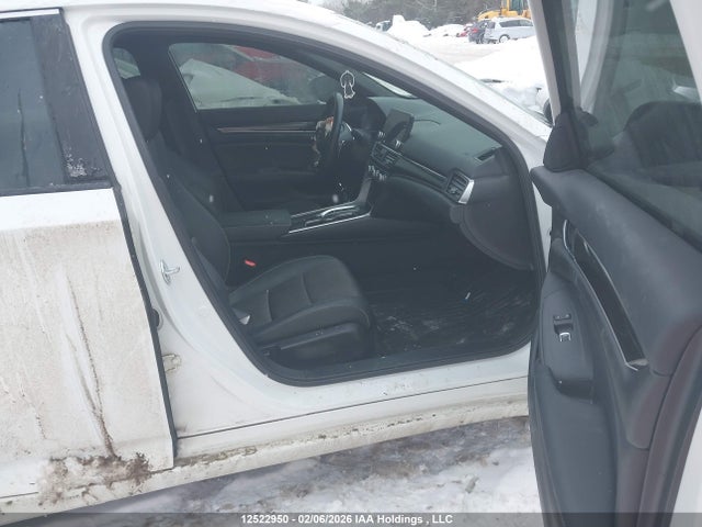1HGCV2F38NA800821 Honda Accord