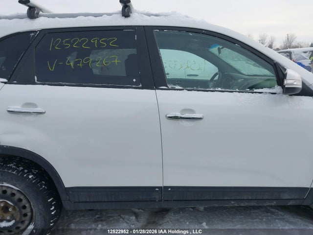 5XYKT3A62EG479267 KIA Sorento