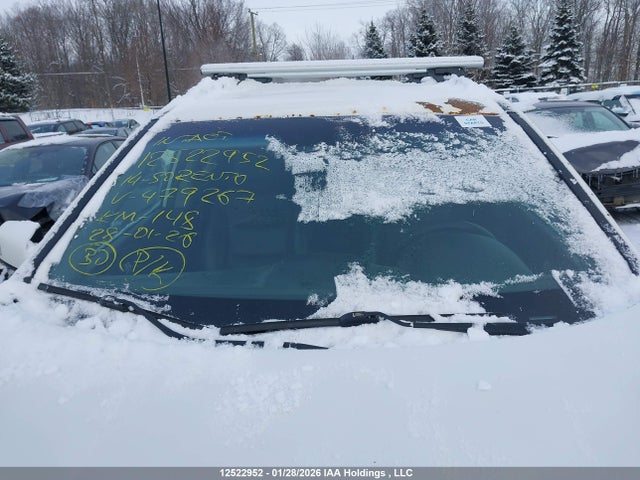 5XYKT3A62EG479267 KIA Sorento