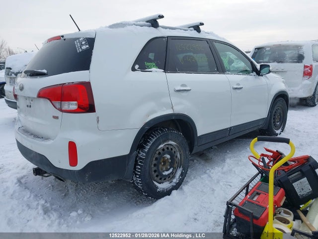 5XYKT3A62EG479267 KIA Sorento