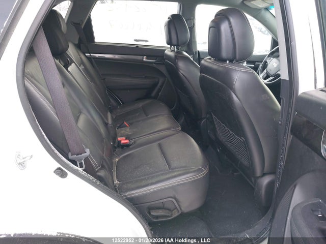 5XYKT3A62EG479267 KIA Sorento