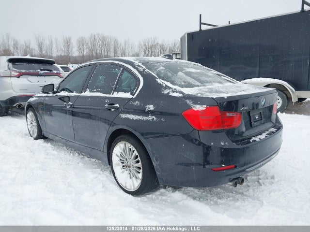 2014 Bmw 328 Xi მანქანა იყიდება აუქციონზე, vin: WBA3B3C52EJ978921, აუქციონის ნომერი: 12523014