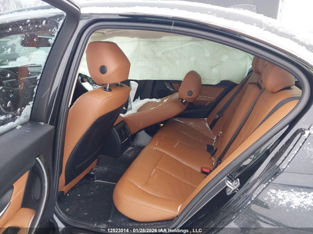 2014 Bmw 328 Xi მანქანა იყიდება აუქციონზე, vin: WBA3B3C52EJ978921, აუქციონის ნომერი: 12523014
