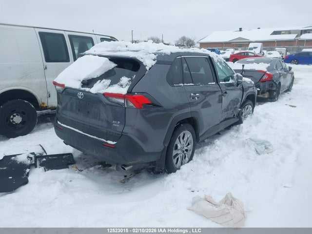 Продажа на аукционе авто 2025 Toyota Rav4 Xle, vin: 2T3R1RFV2SC522639, номер лота: 12523015