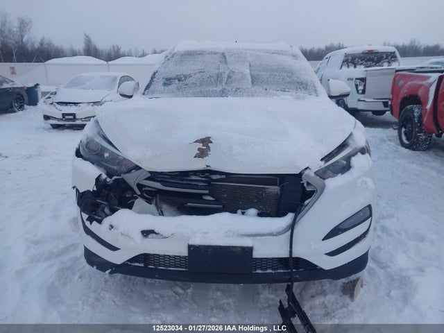 KM8J33A46HU478390 Hyundai Tucson Premium