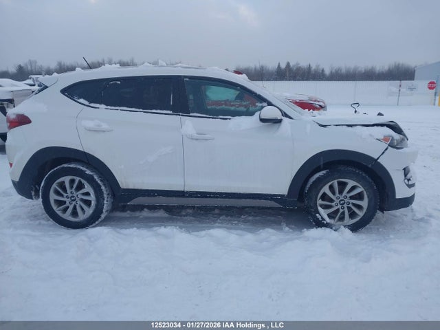 KM8J33A46HU478390 Hyundai Tucson Premium