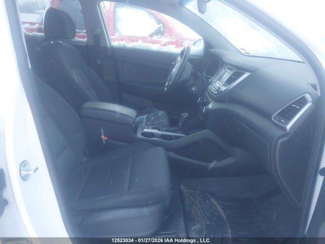 KM8J33A46HU478390 Hyundai Tucson Premium