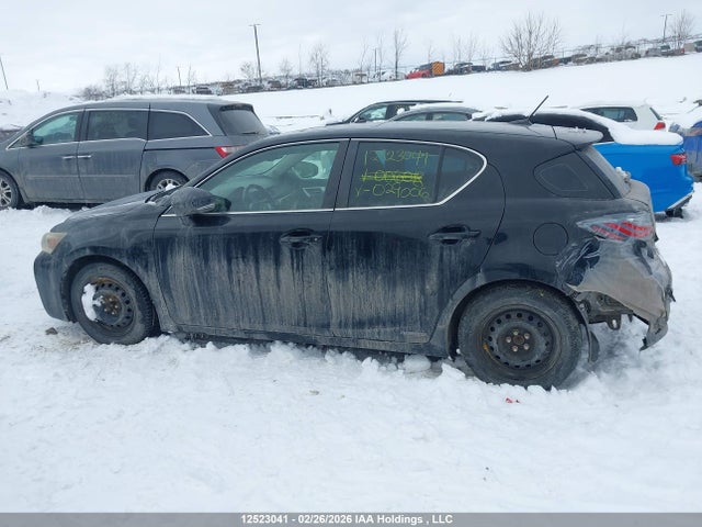 Продажа на аукционе авто 2011 Lexus Ct 200h Premium, vin: JTHKD5BHXB2006018, номер лота: 12523041