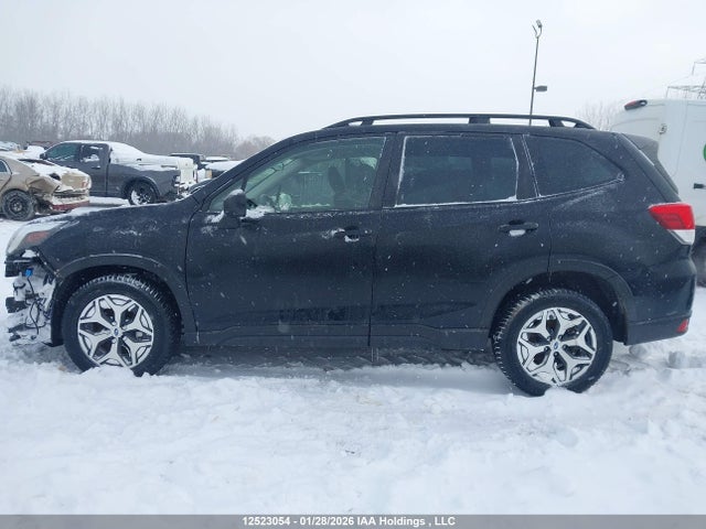 Subaru Forester Touring 2022 JF2SKEEC8NH488207 Image 15