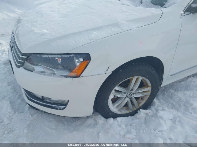 1VWBV7A34FC083822 Volkswagen PASSAT SE