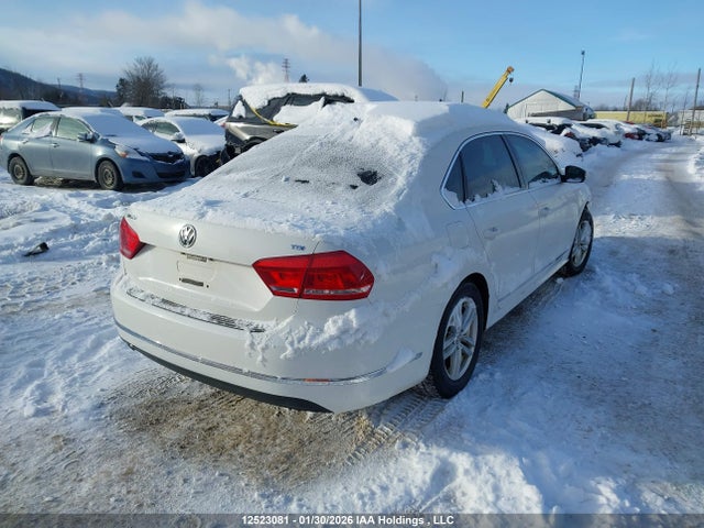 1VWBV7A34FC083822 Volkswagen PASSAT SE