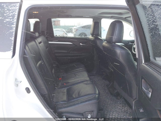 12523088 :رقم المزاد ، 5TDJZRFH8HS517597 vin ، 2017 Toyota Highlander Xle مزاد بيع