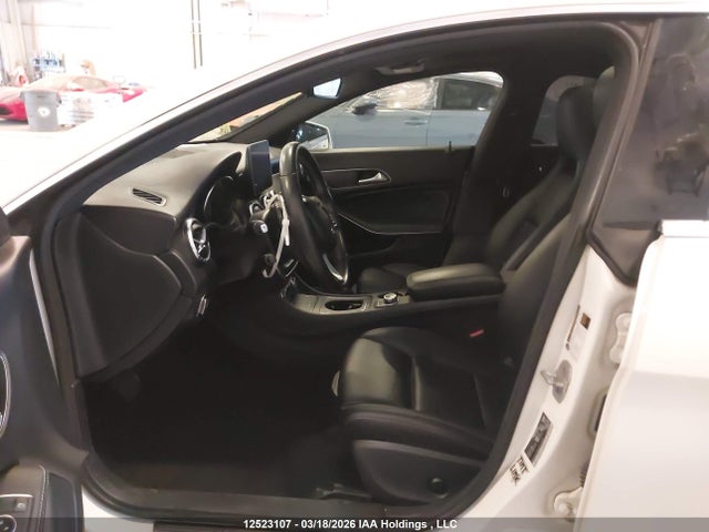 WDDSJ4GB6JN576707 Mercedes-Benz CLA 250 4MATIC