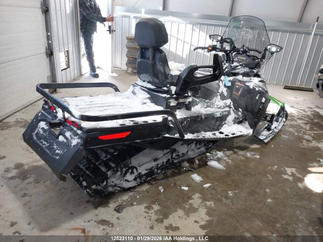 YH2SARRD1RR000225 Skidoo Expedition