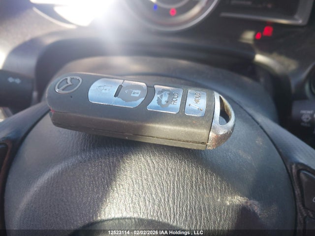 3MZBM1V76FM126021 Mazda 3 TOURING