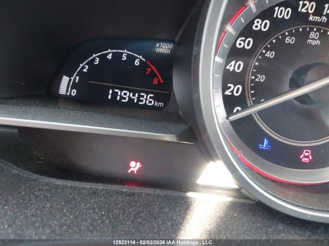 3MZBM1V76FM126021 Mazda 3 TOURING