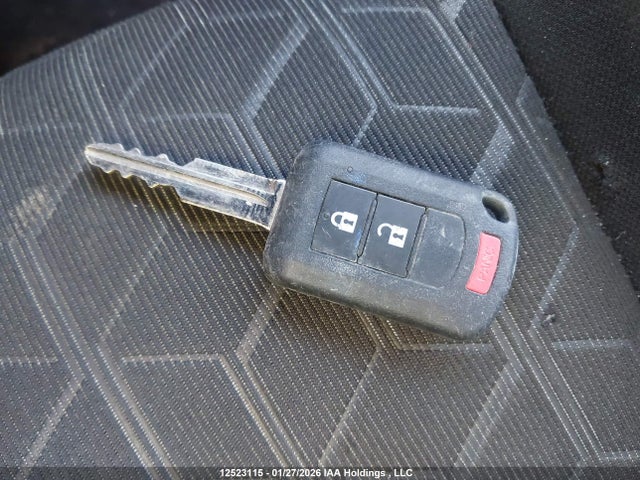 JA4AJUAU6PU600514 Mitsubishi RVR ES