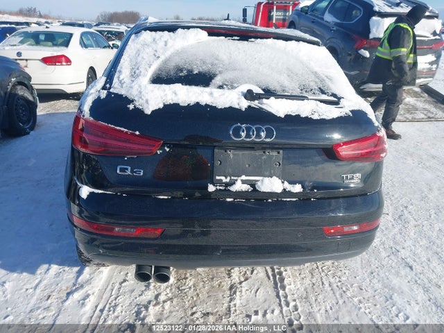 WA1JCCFS3JR028792 Audi Q3 Premium Plus