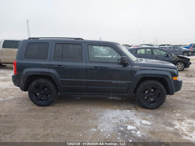 1C4NJRAB3FD100859 Jeep Patriot Sport/north