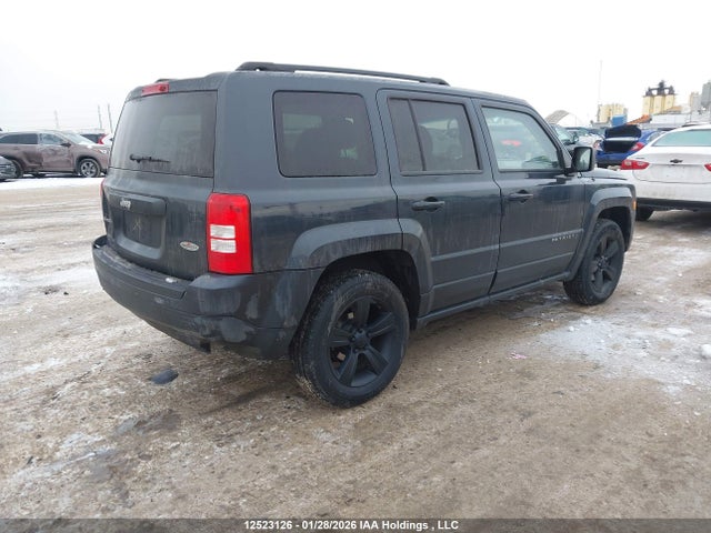 1C4NJRAB3FD100859 Jeep Patriot Sport/north