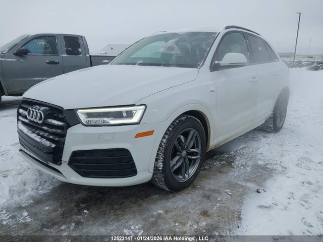 Audi Q3 Prestige 2016 WA1GFCFS4GR008027 Image 2