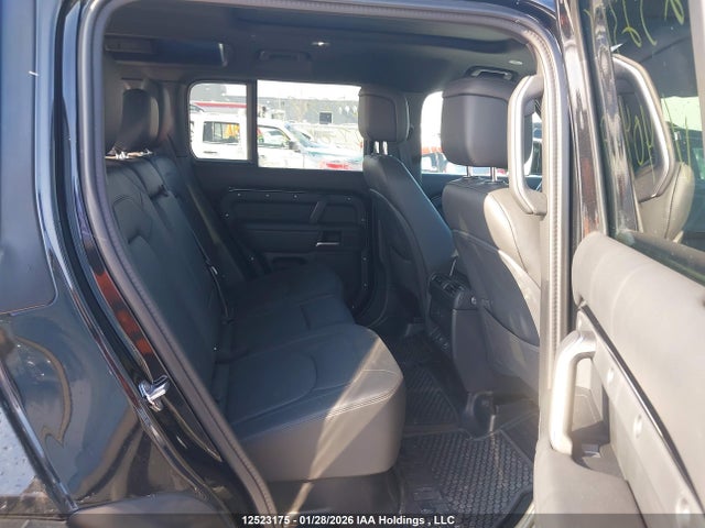 SALEJ7EX0S2404367 Land Rover Defender 110 P300 S