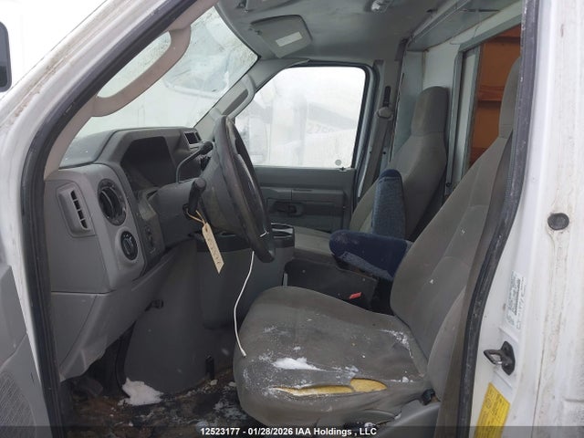 Продажа на аукционе авто 2013 Ford E-350 Cutaway, vin: 1FDWE3FL8DDA57569, номер лота: 12523177
