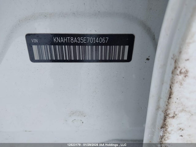 KNAHT8A35E7014067 KIA Rondo Lx