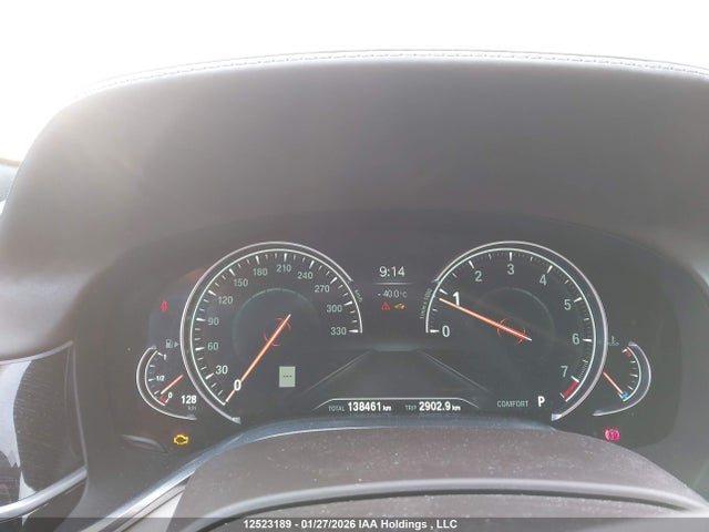 BMW 750 Xi 2016 WBA7B0C51GGF92249 Image 16