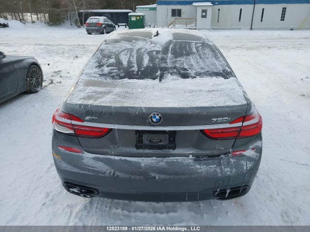 BMW 750 Xi 2016 WBA7B0C51GGF92249 Image 17