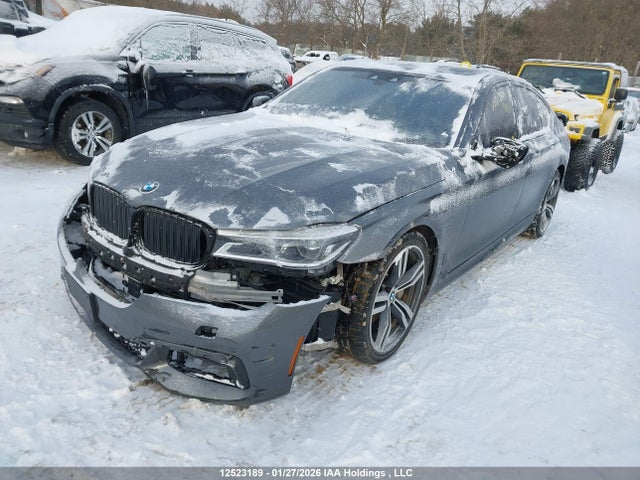 BMW 750 Xi 2016 WBA7B0C51GGF92249 Image 2