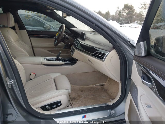 BMW 750 Xi 2016 WBA7B0C51GGF92249 Image 5