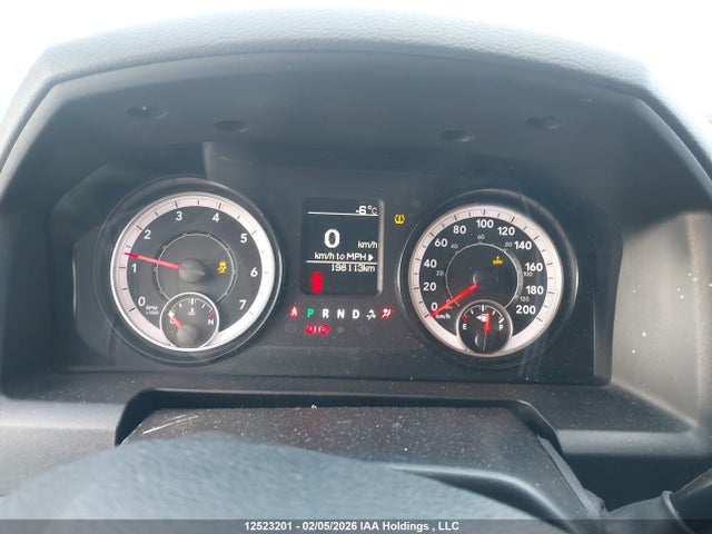 3C6RR7KT1JG118396 RAM 1500 St