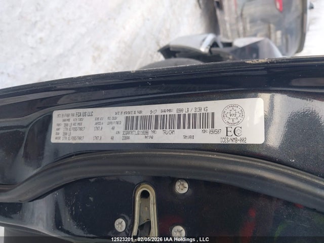 3C6RR7KT1JG118396 RAM 1500 St
