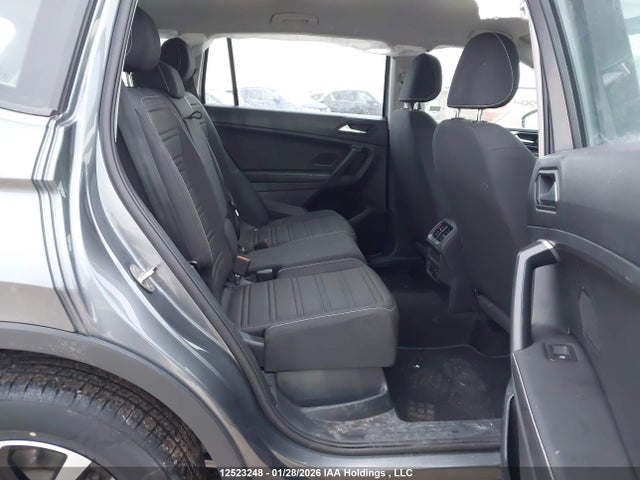 3VVFB7AX7RM043111 Volkswagen Tiguan Trendline
