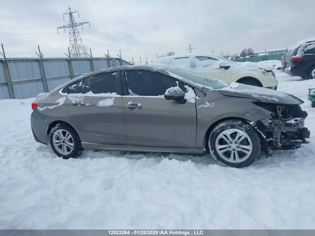 1G1BE5SM7H7174814 Chevrolet Cruze Lt Auto
