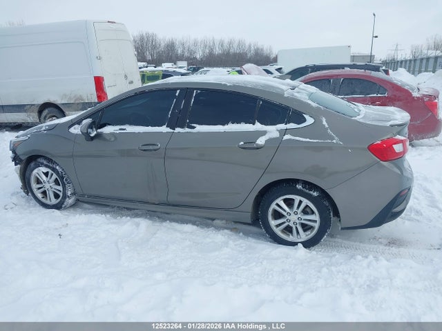 1G1BE5SM7H7174814 Chevrolet Cruze Lt Auto