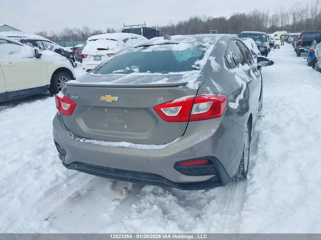 1G1BE5SM7H7174814 Chevrolet Cruze Lt Auto