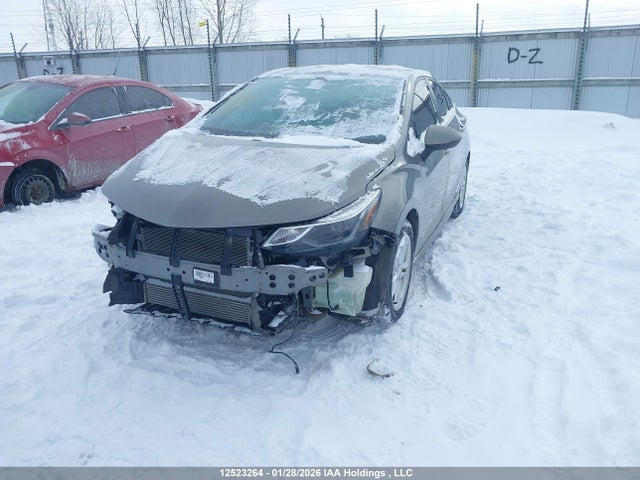 1G1BE5SM7H7174814 Chevrolet Cruze Lt Auto