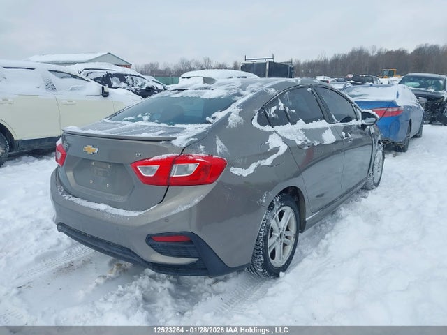 1G1BE5SM7H7174814 Chevrolet Cruze Lt Auto