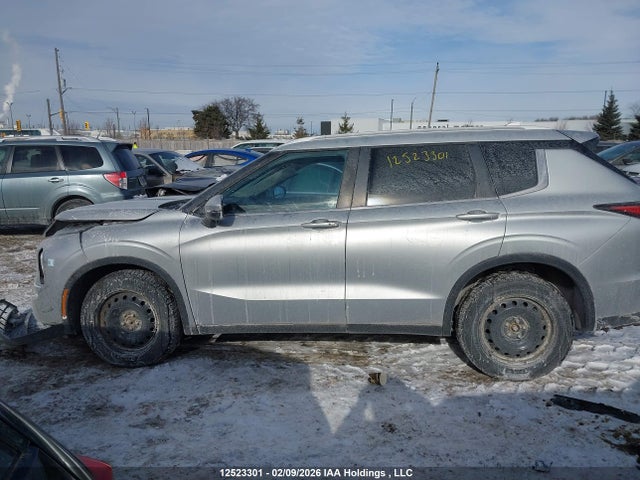 Auction sale of the 2022 Mitsubishi Outlander Le/le Premium/se/sel, vin: JA4J4UA85NZ611918, lot number: 12523301