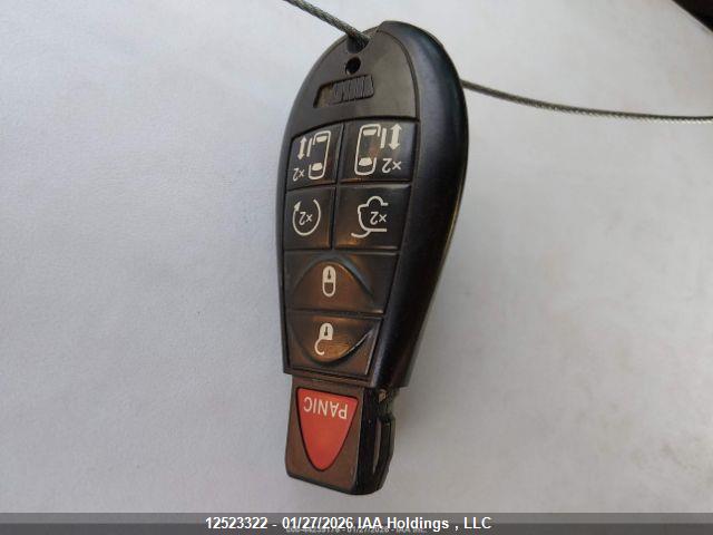12523322 :رقم المزاد ، 2C4RDGDG4HR661592 vin ، 2017 Dodge Grand Caravan Crew مزاد بيع