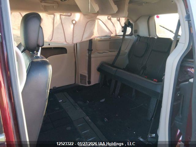12523322 :رقم المزاد ، 2C4RDGDG4HR661592 vin ، 2017 Dodge Grand Caravan Crew مزاد بيع