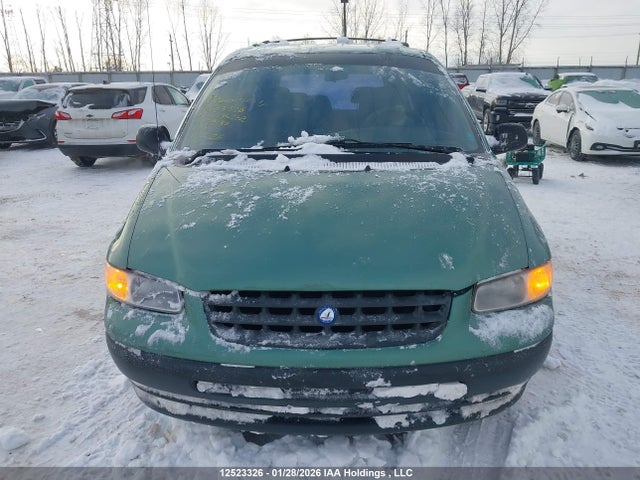 Aukcja sprzedaży 1998 Plymouth Voyager, vin: 2P4FP2530WR519130, numer aukcji: 12523326