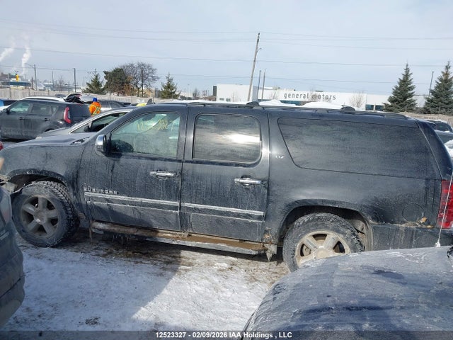 12523327 :رقم المزاد ، 1GNSKKE30BR367245 vin ، 2011 Chevrolet Suburban 1500 Ltz مزاد بيع