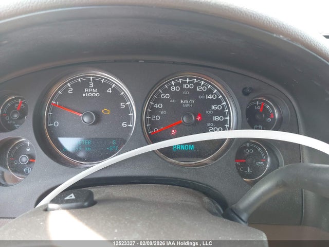 12523327 :رقم المزاد ، 1GNSKKE30BR367245 vin ، 2011 Chevrolet Suburban 1500 Ltz مزاد بيع