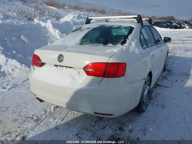2013 Volkswagen Jetta S მანქანა იყიდება აუქციონზე, vin: 3VW2K7AJ3DM426039, აუქციონის ნომერი: 12523399