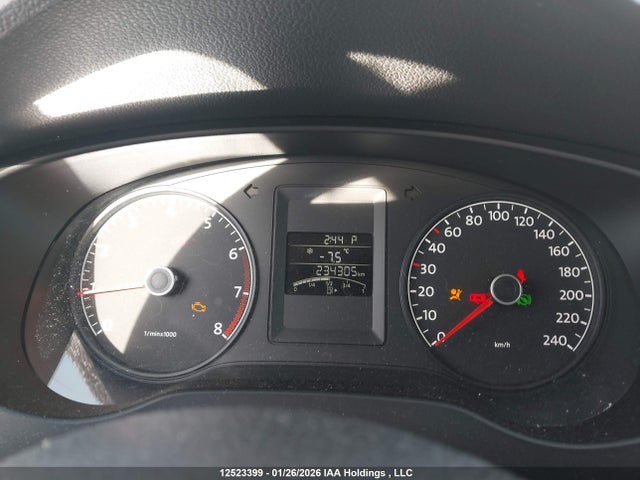 2013 Volkswagen Jetta S მანქანა იყიდება აუქციონზე, vin: 3VW2K7AJ3DM426039, აუქციონის ნომერი: 12523399
